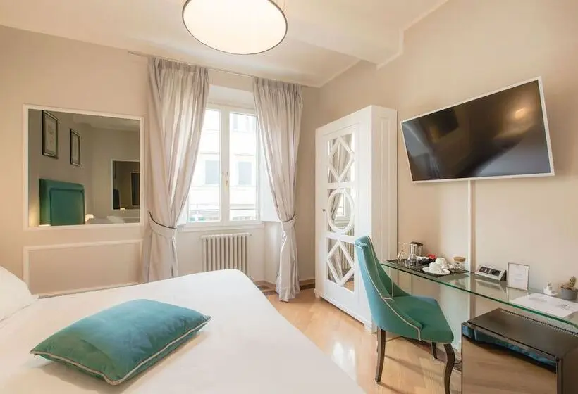 اتاق استاندارد سه نفره, Relais Tosinghi