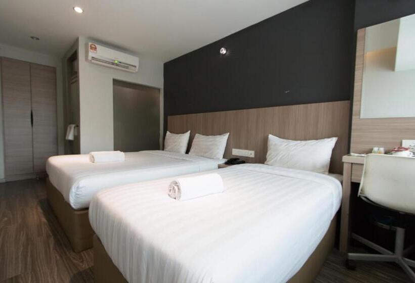 豪华家庭房间, 99   Ss2