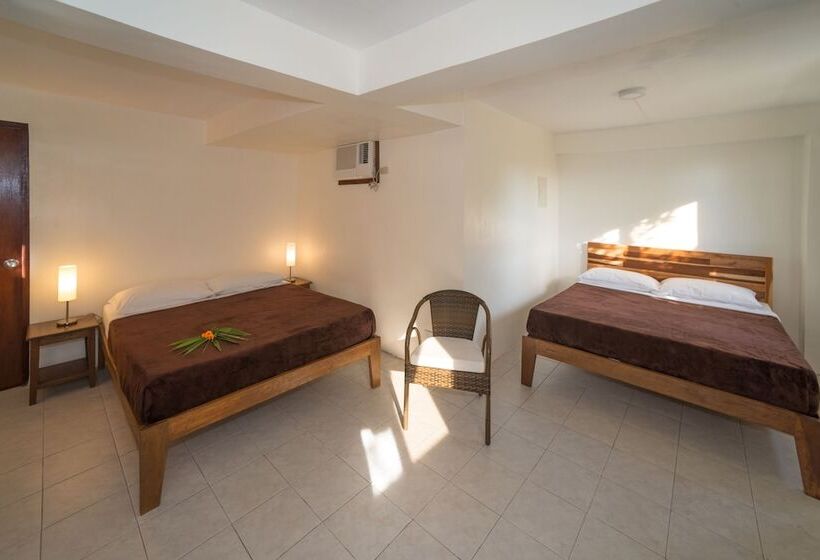 اتاق سوپریور, The Riverhouse