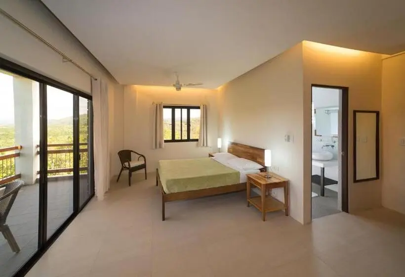 Deluxe room with river view, The Riverhouse