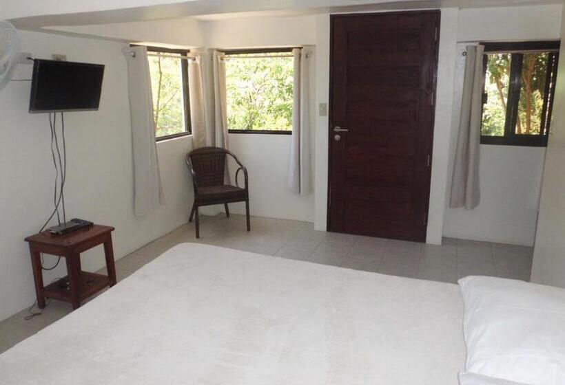 اتاق سوپریور, The Riverhouse