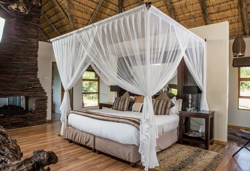 סוויטת דלוקס עם נוף, Umzolozolo Private Safari Lodge & Spa