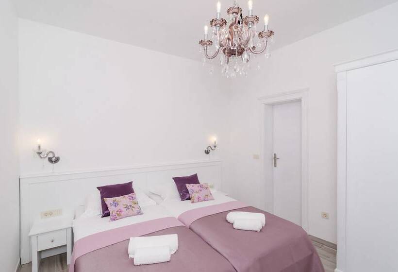 شقة كومفورت غرفة نوم واحدة, Bed&breakfast Sorgo Palace