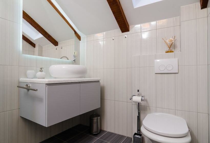 غرفة ديلوكس مطلة على المدينة, Bed&breakfast Sorgo Palace