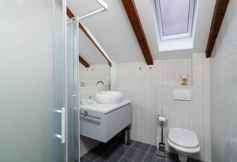 חדר דלוקס נוף לעיר, Bed&breakfast Sorgo Palace