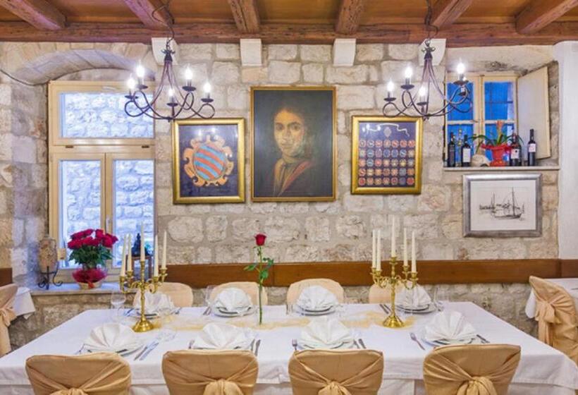 コンフォートルーム, Bed&breakfast Sorgo Palace