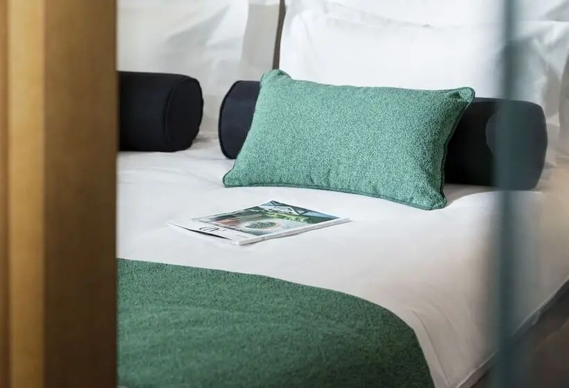اتاق لوکس, Dominic Smart & Luxury Suites  Parliament
