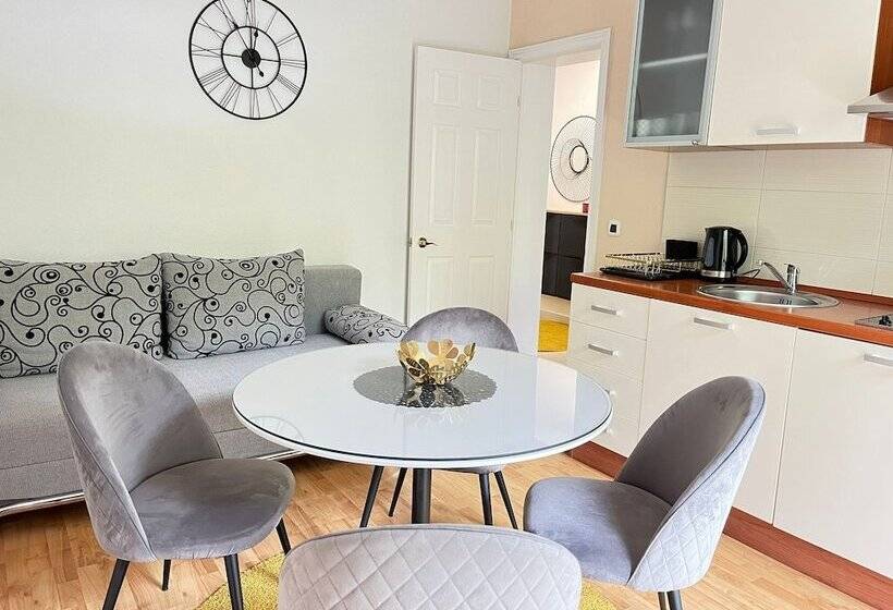 バルコニー付き１ベッドルームアパートメント, Guesthouse čivljak