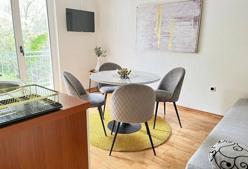 バルコニー付き１ベッドルームアパートメント, Guesthouse čivljak