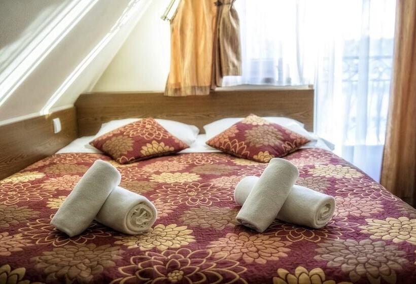 חדר משפחתי, Pensjonat Dziubas   5 Minut Na Piechotę Do Stacji Narciarskiej Kotelnica I Term Bania, Parking Przy