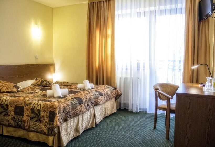 חדר סטנדרט עם מרפסת, Pensjonat Dziubas   5 Minut Na Piechotę Do Stacji Narciarskiej Kotelnica I Term Bania, Parking Przy