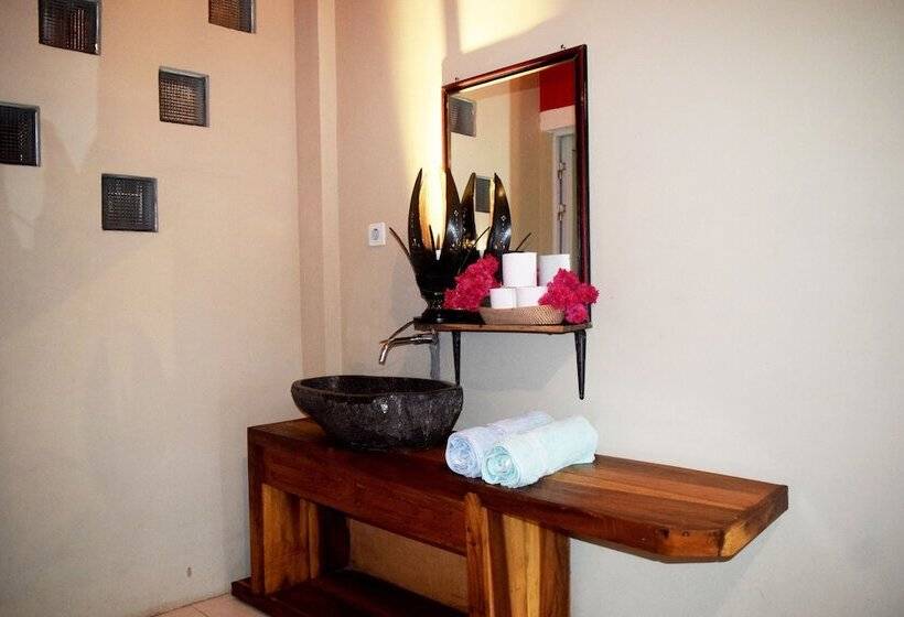 高级大房间, Panda Cottage