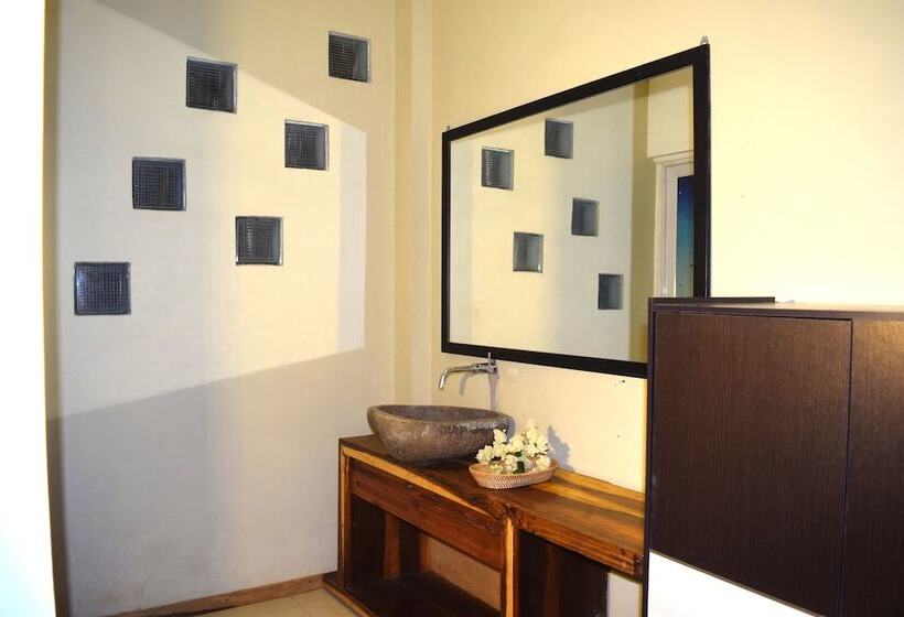 高级大房间, Panda Cottage