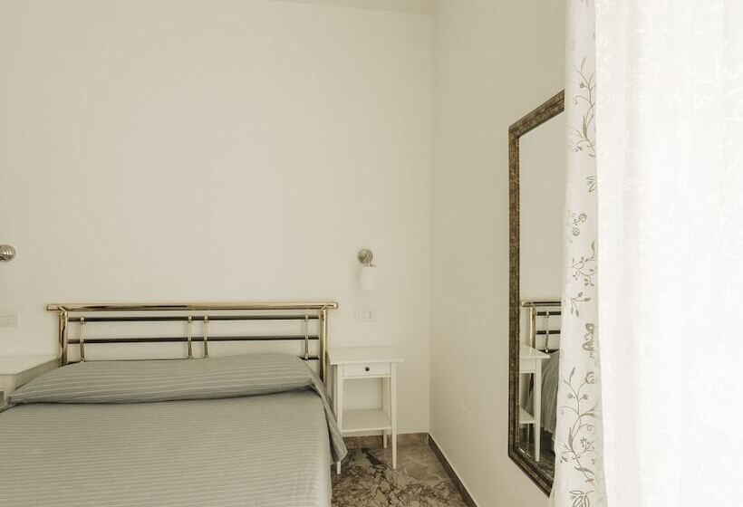 اتاق راحتی سه تخته, Giulietta Nei Sassi