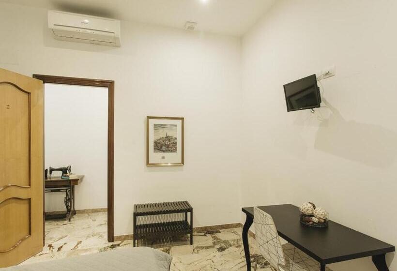 Economy Triple Room, Giulietta Nei Sassi