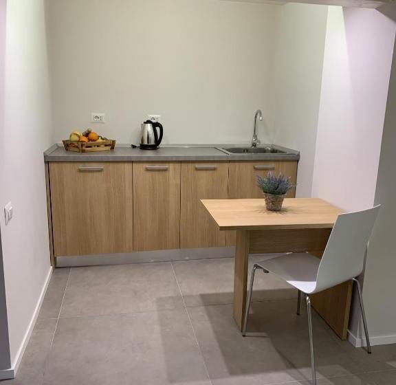 اتاق سوپریور با تخت بزرگ, Giulietta Nei Sassi