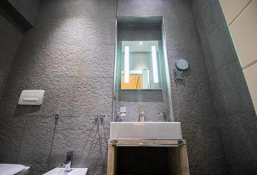 اتاق لوکس, Sui Tetti Luxury Rooms