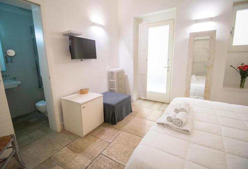 اتاق اکونومی, Sui Tetti Luxury Rooms