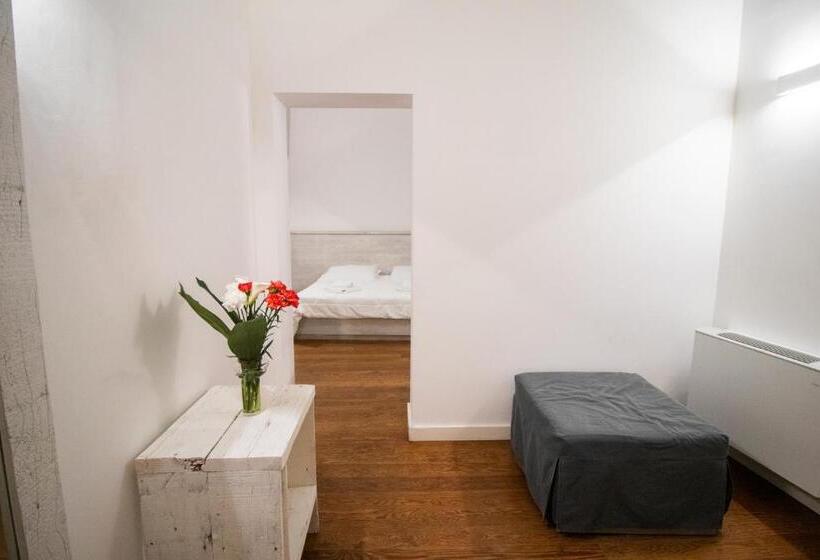 اتاق لوکس, Sui Tetti Luxury Rooms