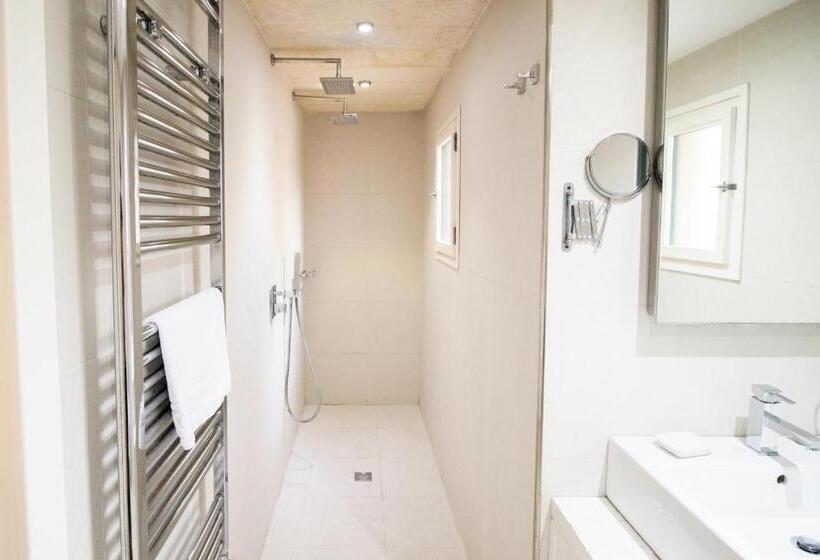 اتاق لوکس, Sui Tetti Luxury Rooms