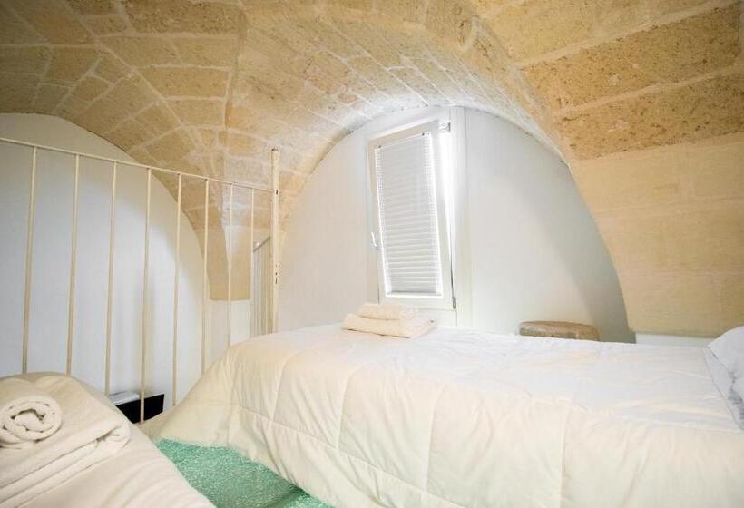 اتاق لوکس, Sui Tetti Luxury Rooms