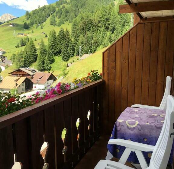 标准间带阳台, Garni Astor