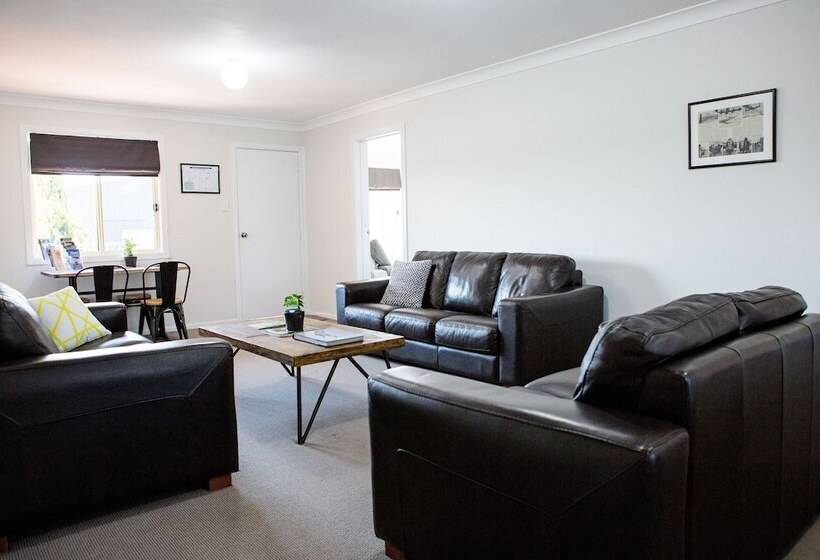 חדר משפחתי, Skylodge Temora