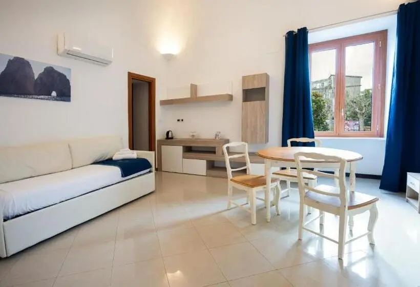 デラックスの４人部屋, Sorrento Coast Relais