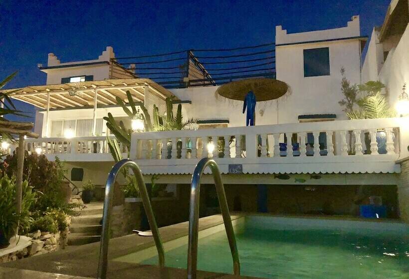 غرفة عائلية مطلّة علي البحر, Villa Jardin De L'ocean