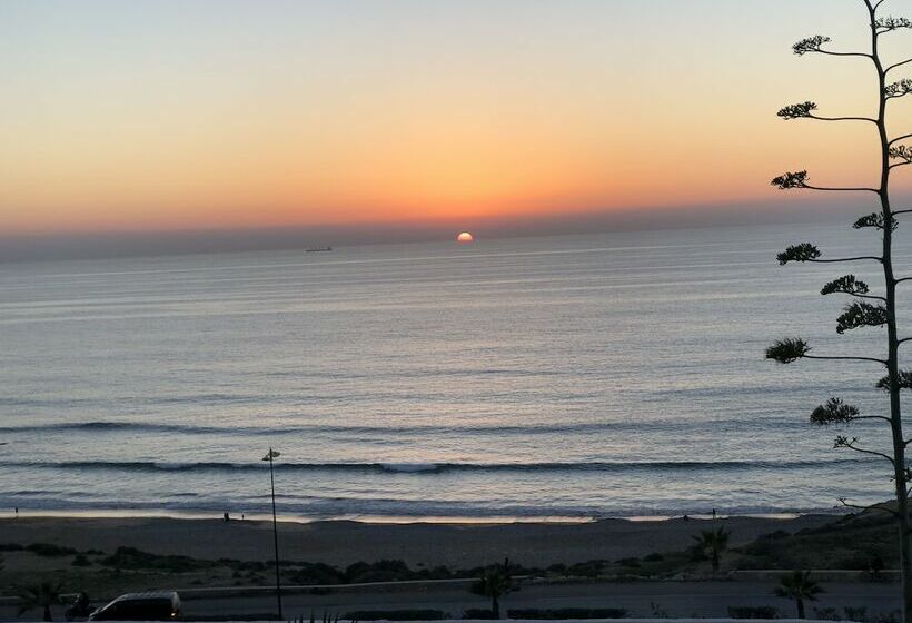 غرفة عائلية مطلّة علي البحر, Villa Jardin De L'ocean