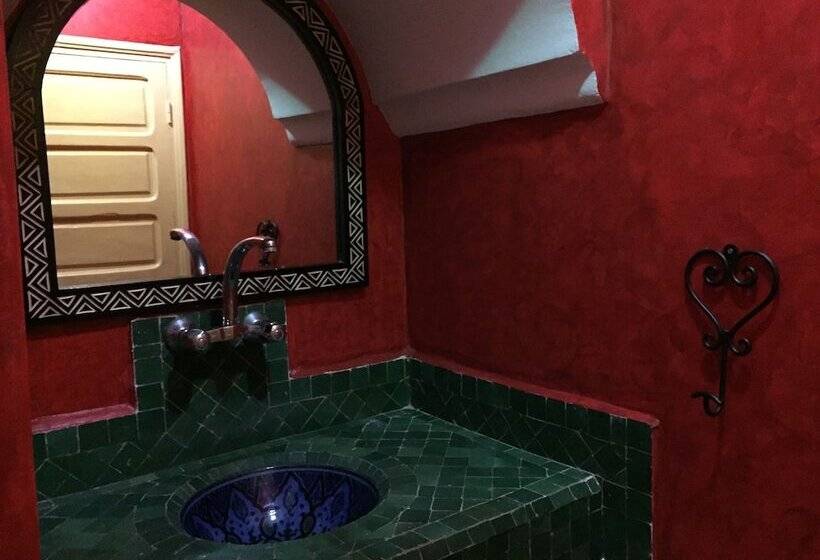 غرفة عائلية مطلّة علي البحر, Villa Jardin De L'ocean