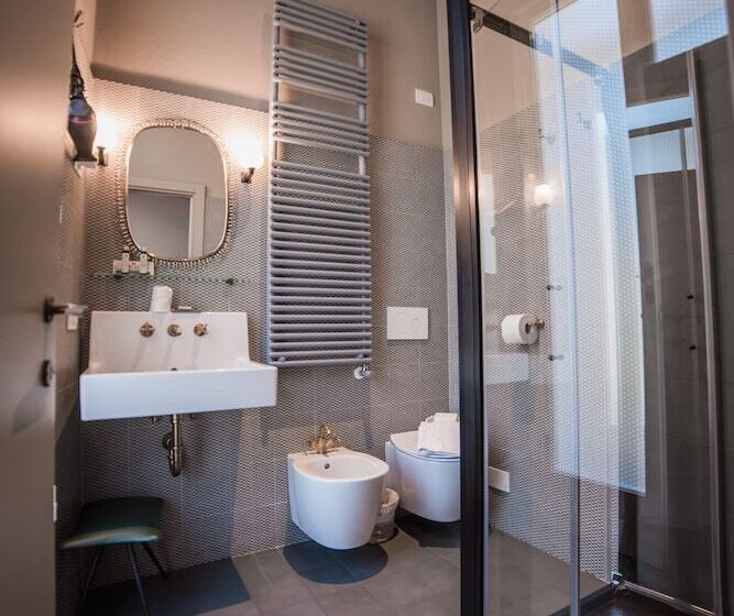 اتاق خانوادگی, La Fonderia Firenze