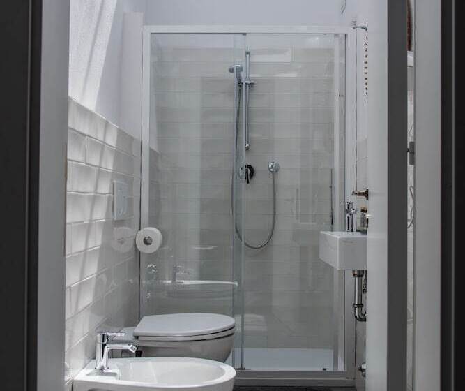 اتاق استاندارد یک نفره, La Fonderia Firenze