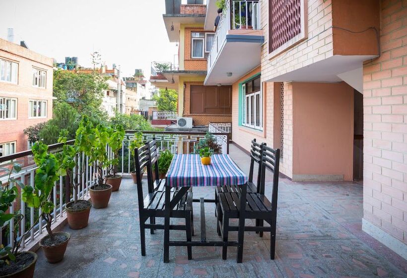 اتاق استاندارد, Kathmandu Nomad