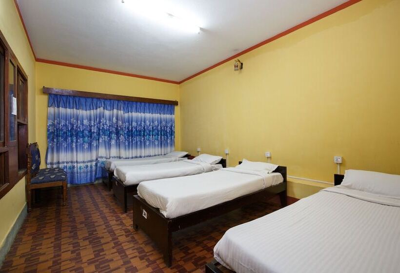 اتاق استاندارد یک تخته با بالکن, Kathmandu Nomad