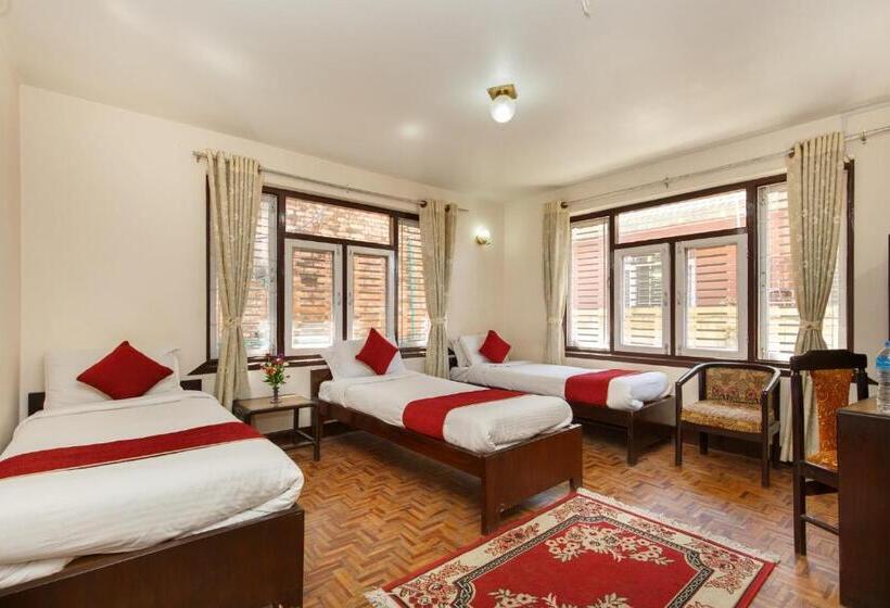 اتاق راحتی سه تخته, Kathmandu Nomad