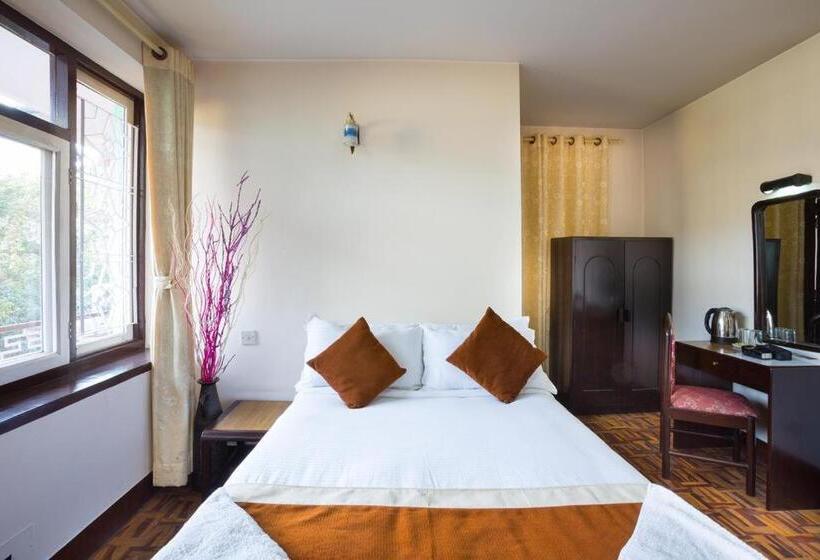 اتاق استاندارد یک تخته با سرویس بهداشتی مشترک, Kathmandu Nomad