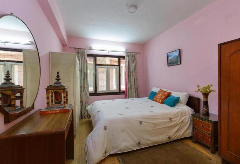 آپارتمان 3 خوابه, Kathmandu Nomad