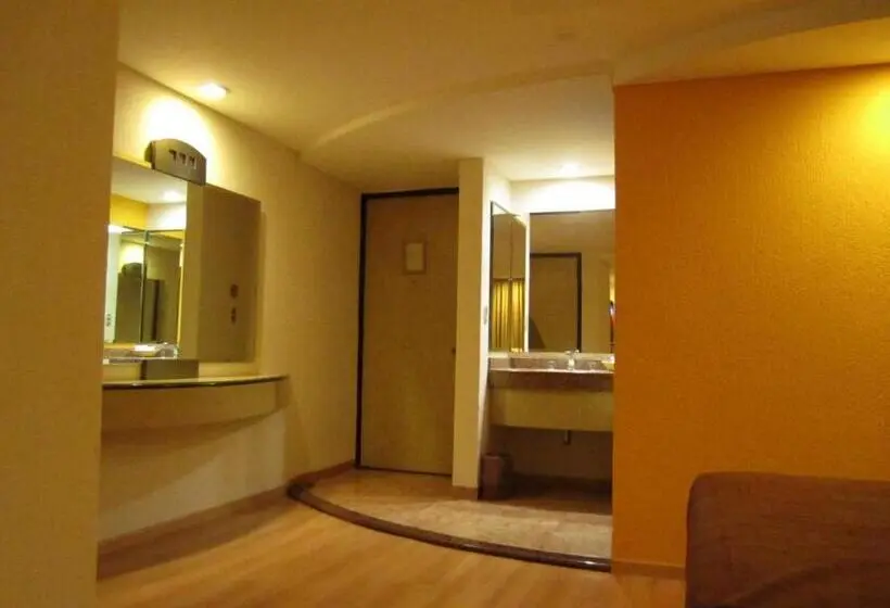 スタンダード４人部屋, Panorama