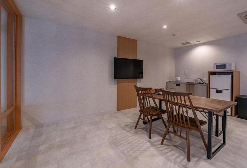 سوئیت پرزیدنت, Relax Hotel Takayama Station