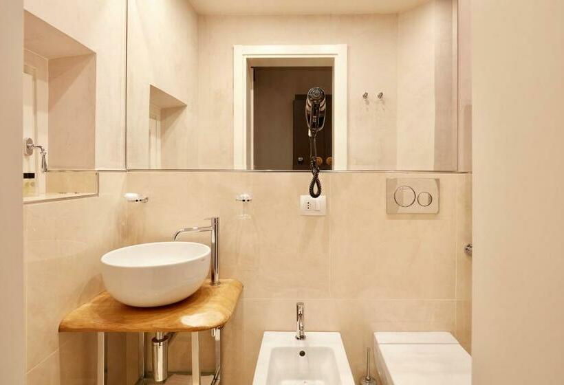 اتاق استاندارد, Boutique Hotel Hugo