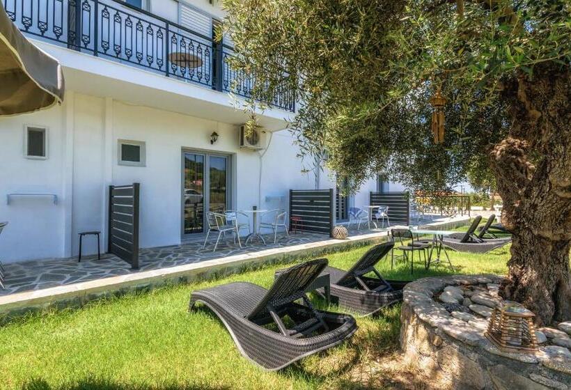 استودیو استاندارد با بالکن, Denise Studios And Apartments