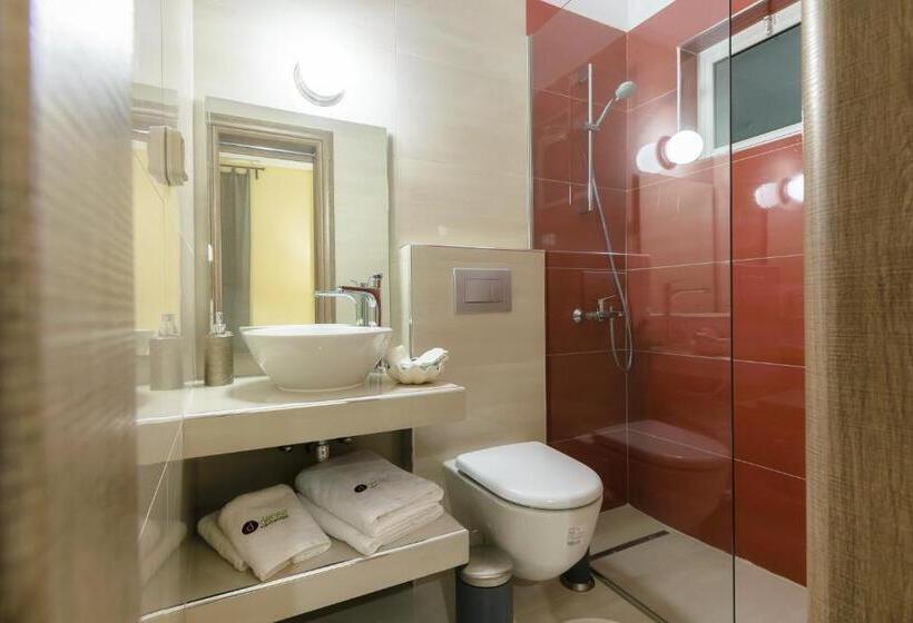 اتاق استاندارد سه تخته با بالکن, Denise Studios And Apartments