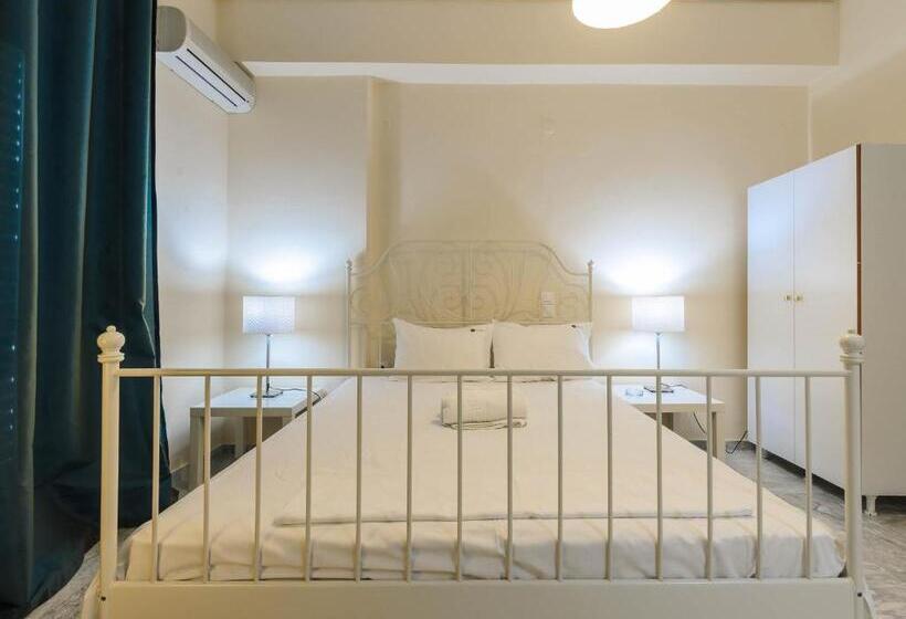 استودیو استاندارد با بالکن, Denise Studios And Apartments