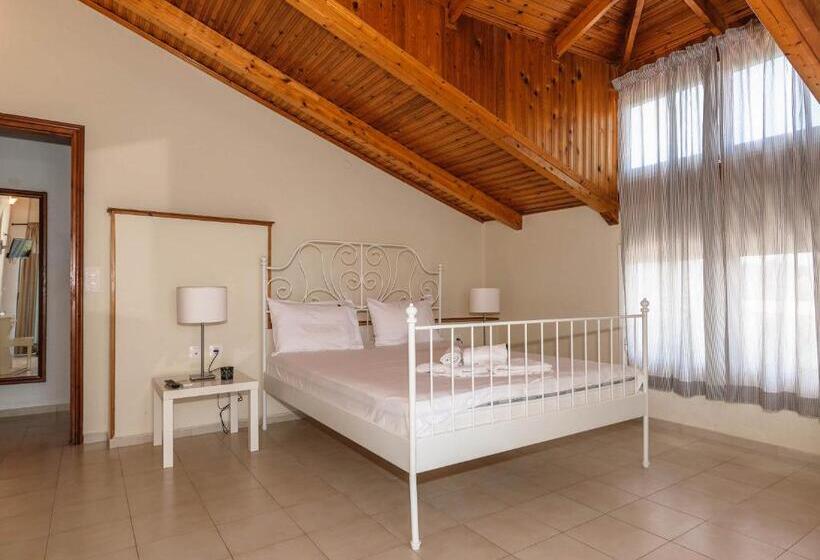 آپارتمان 3 خوابه, Denise Studios And Apartments