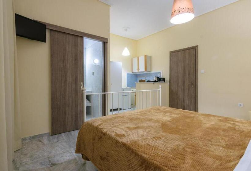 اتاق استاندارد سه تخته با بالکن, Denise Studios And Apartments