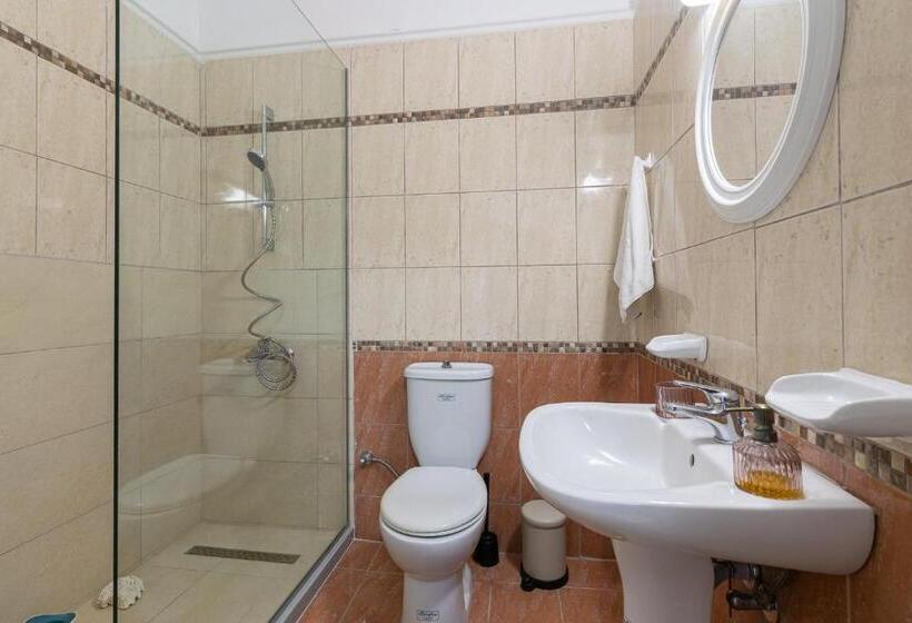 شقة غرفة واحدة, Denise Studios And Apartments