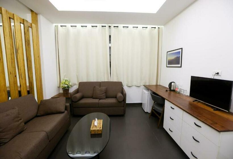 سوئیت با تخت بزرگ, Hamra Urban Gardens