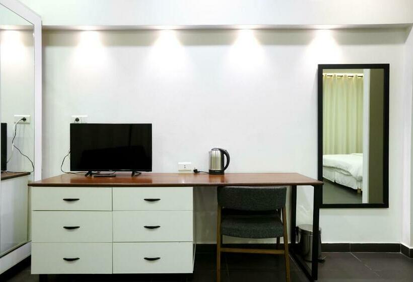 اتاق استاندارد با تخت بزرگ, Hamra Urban Gardens