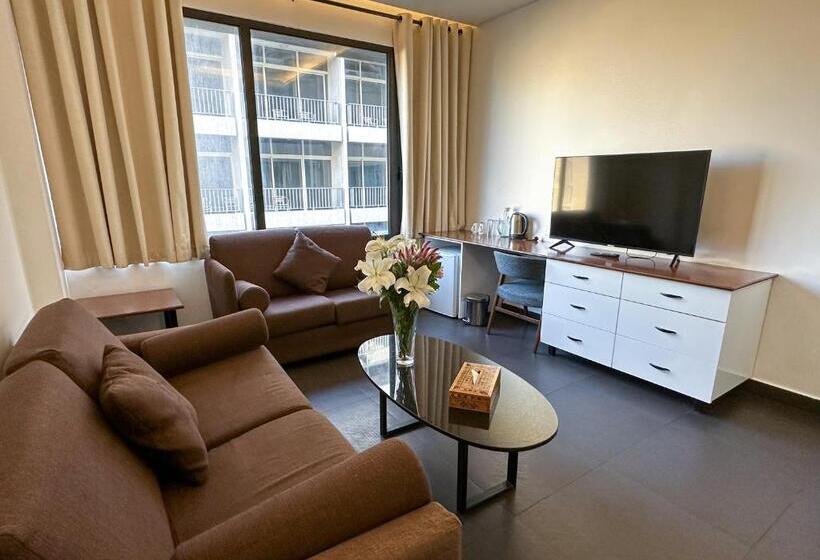 سوئیت با تخت بزرگ, Hamra Urban Gardens